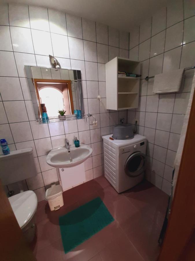 Apartment Luna Трогір Екстер'єр фото