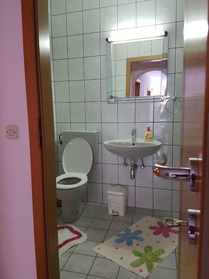 Apartment Luna Трогір Екстер'єр фото
