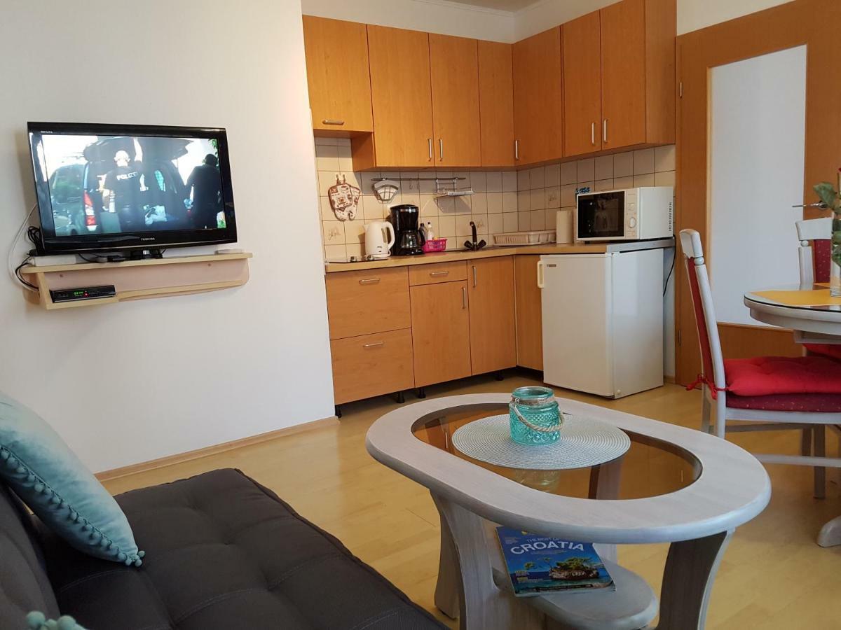 Apartment Luna Трогір Екстер'єр фото